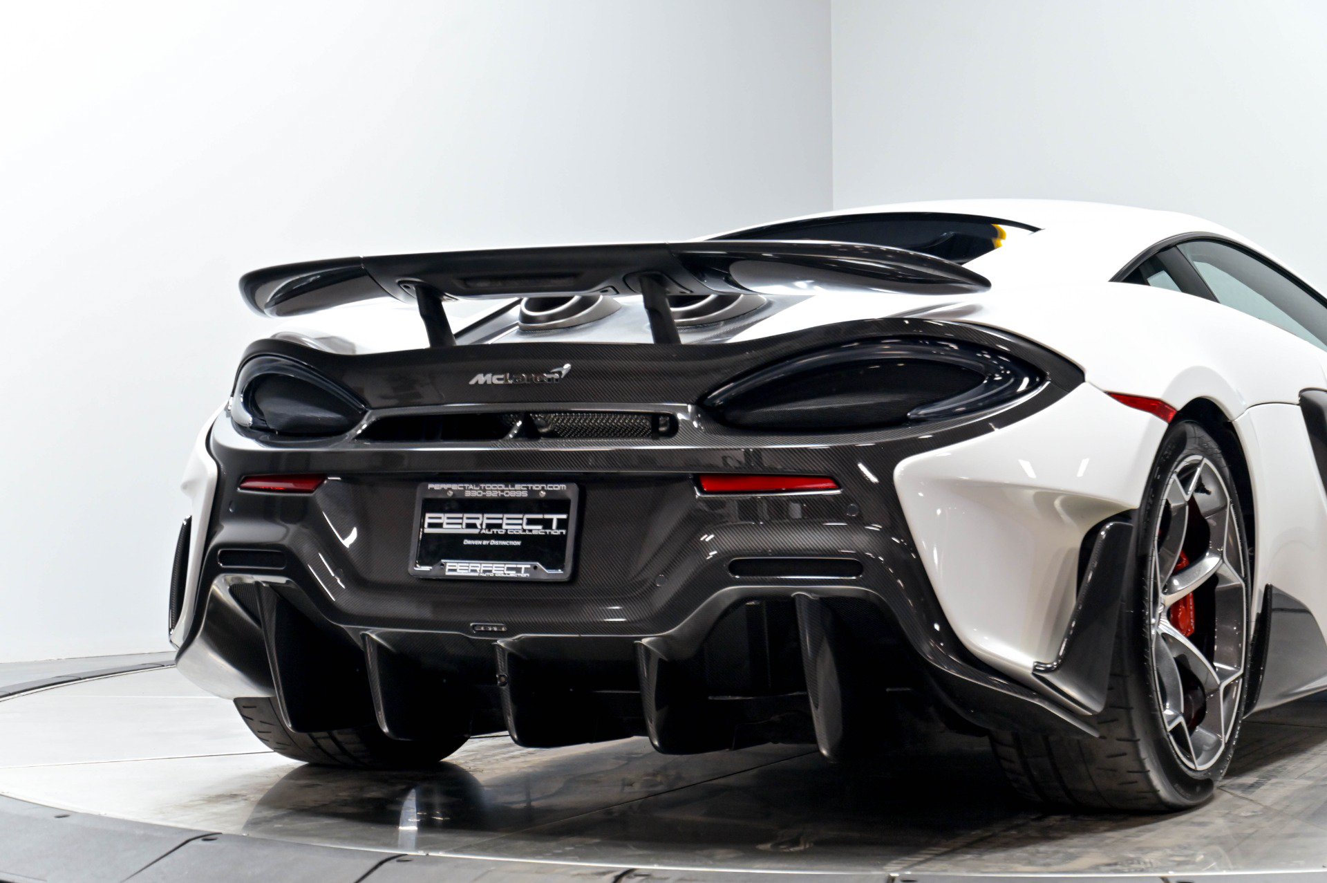 Used 2019 McLaren 600LT RWD image 78