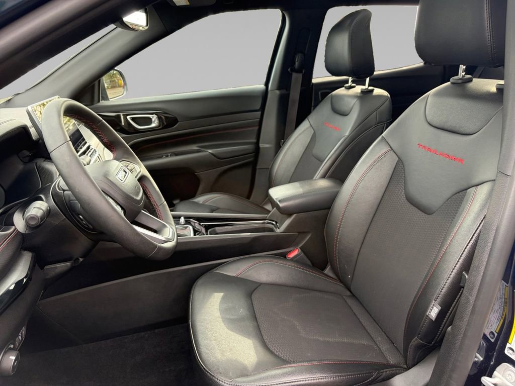 Used 2024 Jeep Compass Trailhawk w/ Sun and Sound Group image 9