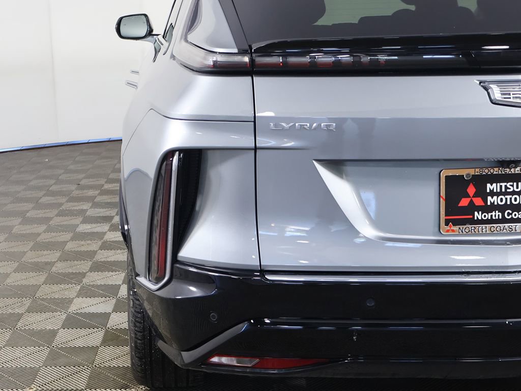 Used 2024 Cadillac Lyriq Luxury RWD image 19