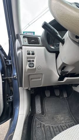 Used 2013 Subaru Forester 2.5X Premium w/ Plus Pkg AWD/4WD image 12