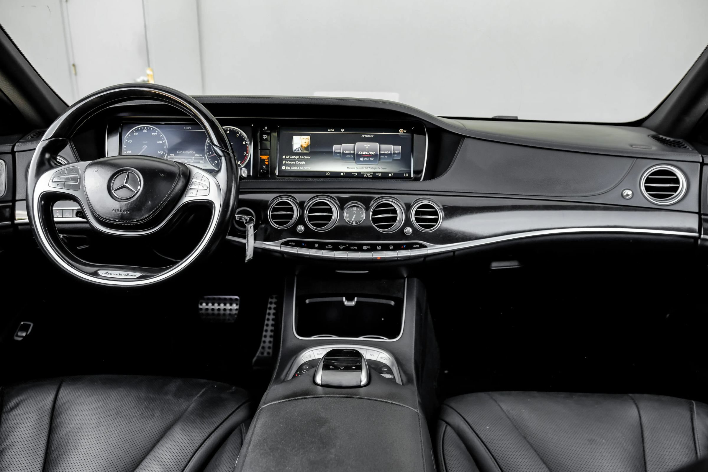Used 2016 Mercedes-Benz S 550 4MATIC Sedan w/ Sport Package image 22