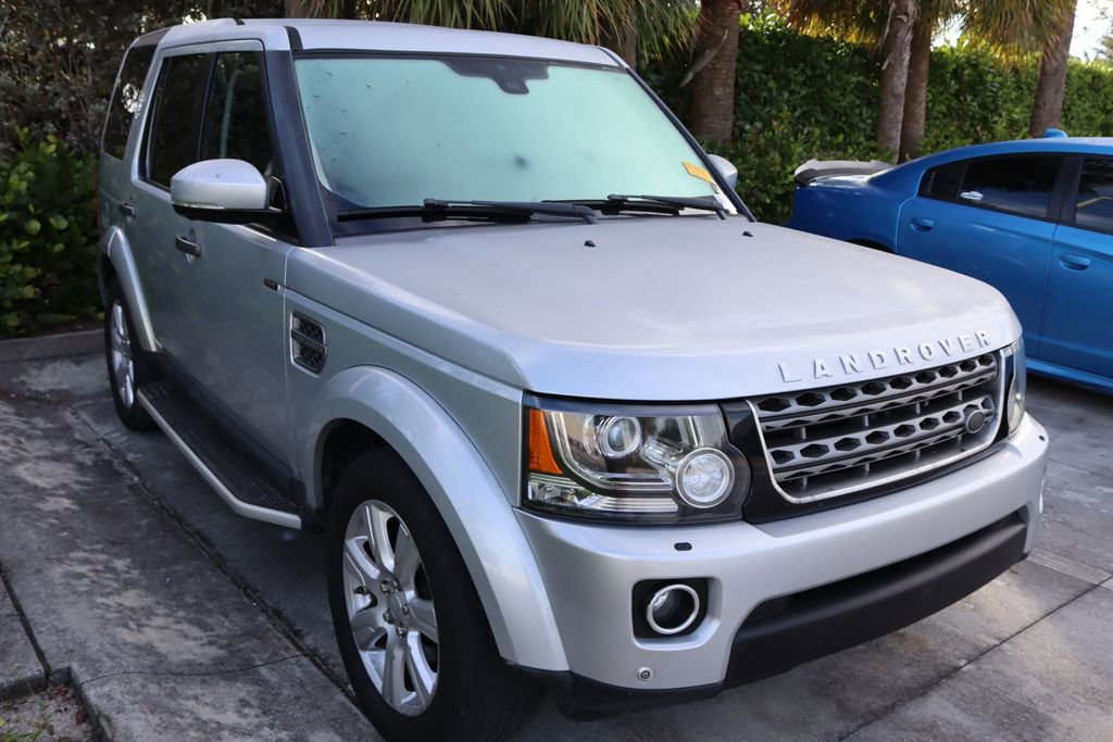 Used 2016 Land Rover LR4 HSE Silver Edition image 6