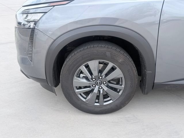 Certified 2026 Nissan Pathfinder SV FWD image 39