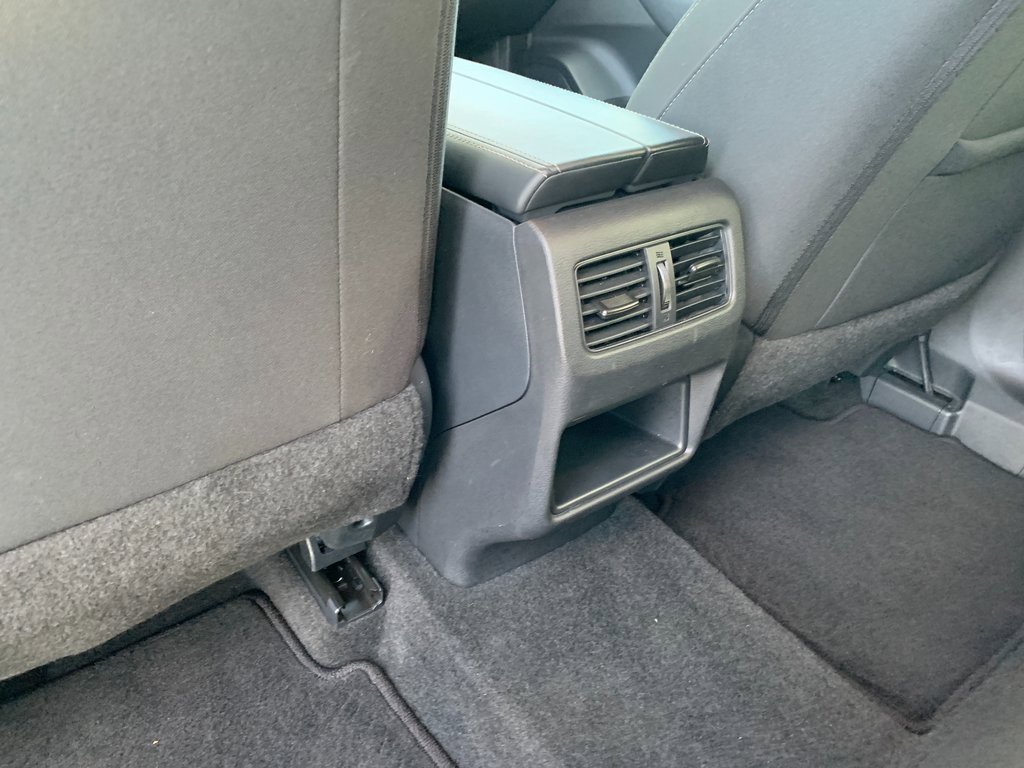 Used 2025 Nissan Rogue S image 22