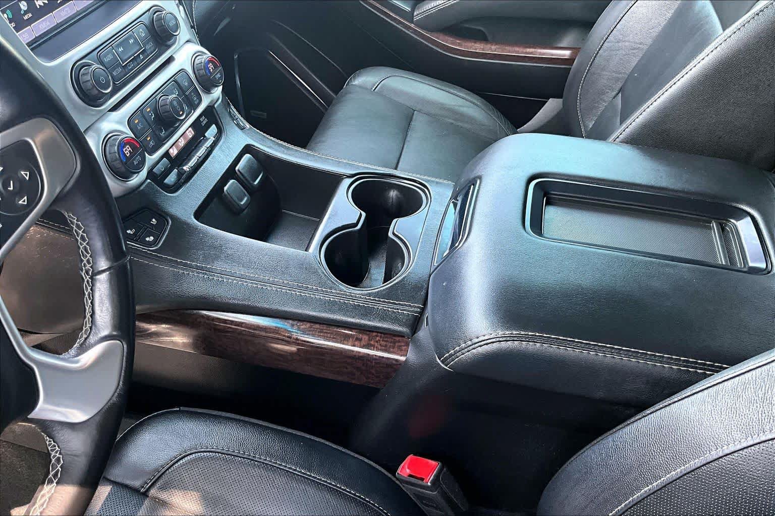 Used 2019 GMC Yukon XL SLT w/ Premium Edition RWD image 17