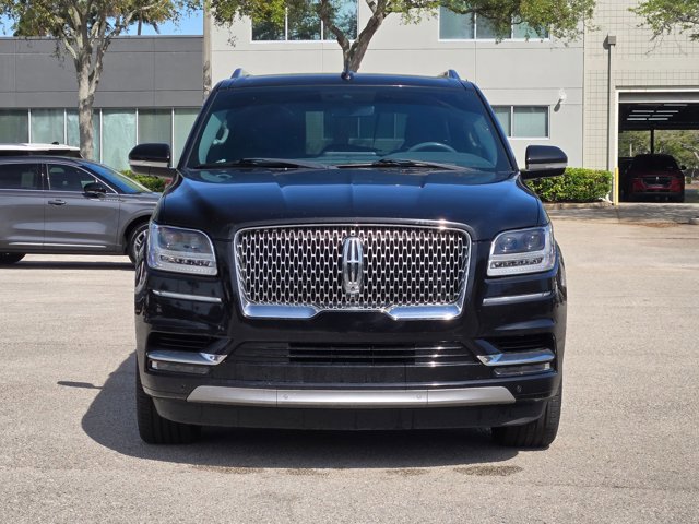 Used 2020 Lincoln Navigator Reserve image 2