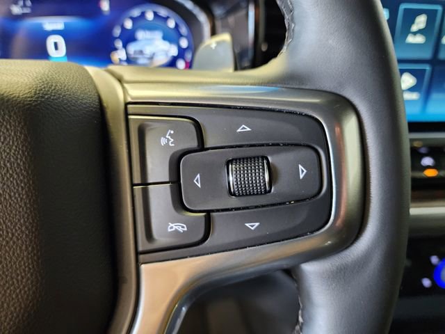 Used 2025 Chevrolet Silverado 1500 LT Trail Boss w/ Convenience Package II AWD/4WD image 21
