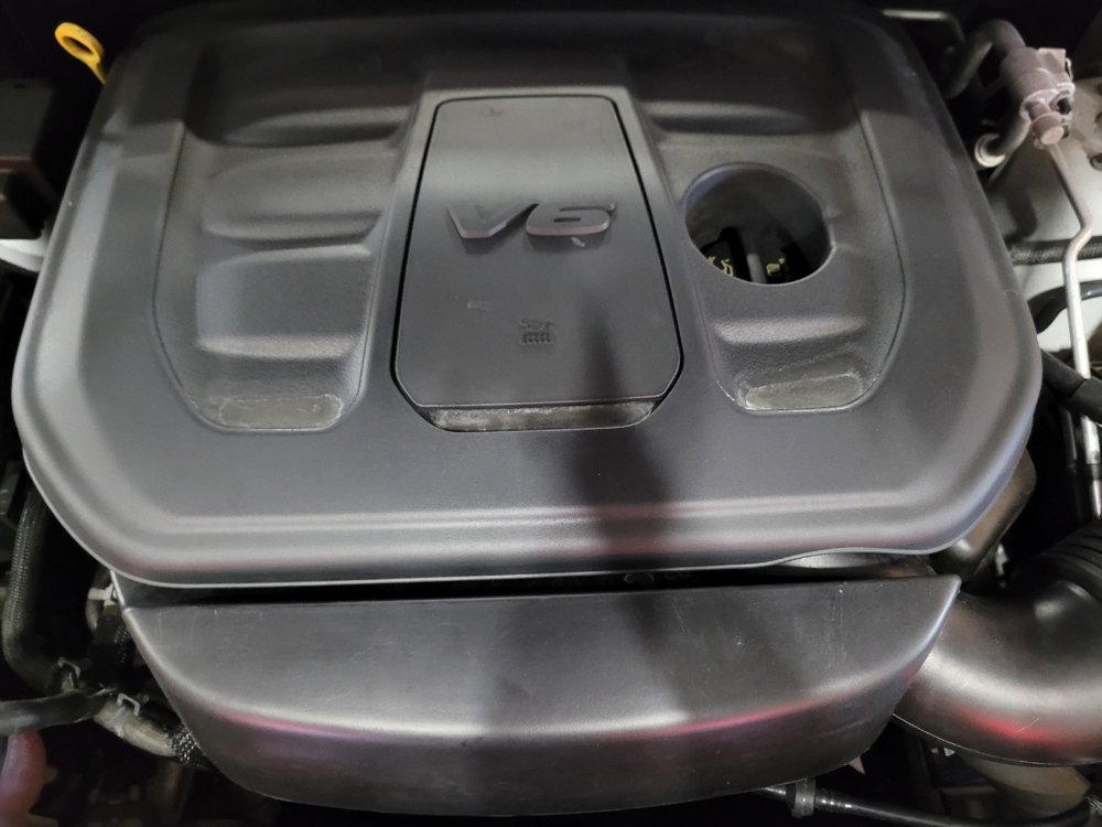 Used 2019 Jeep Grand Cherokee Overland AWD/4WD image 30