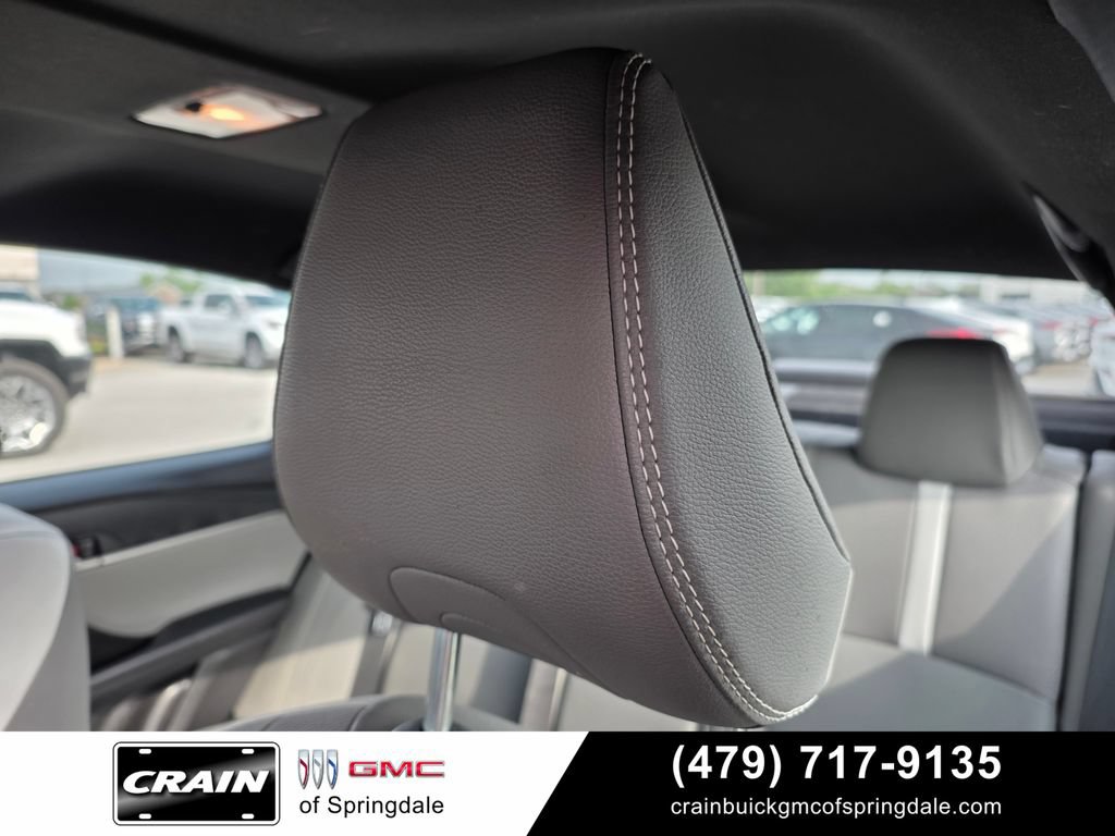 Used 2025 Toyota Camry SE FWD image 20