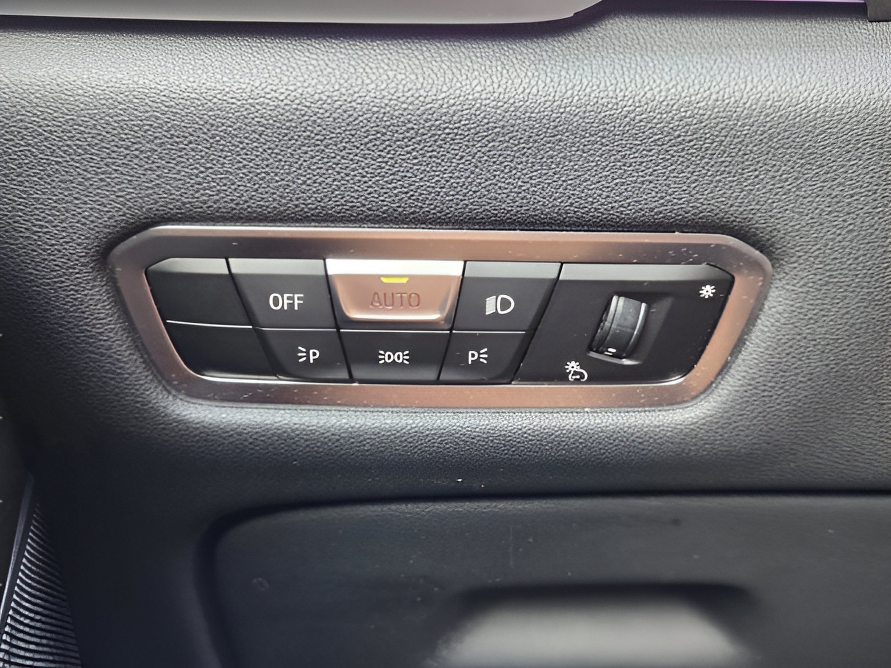 Used 2023 BMW X5 xDrive45e AWD/4WD image 17