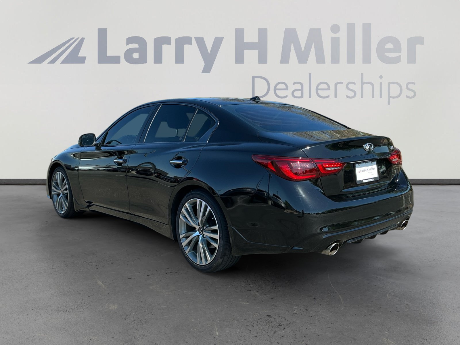 Used 2023 INFINITI Q50 Sensory RWD image 3