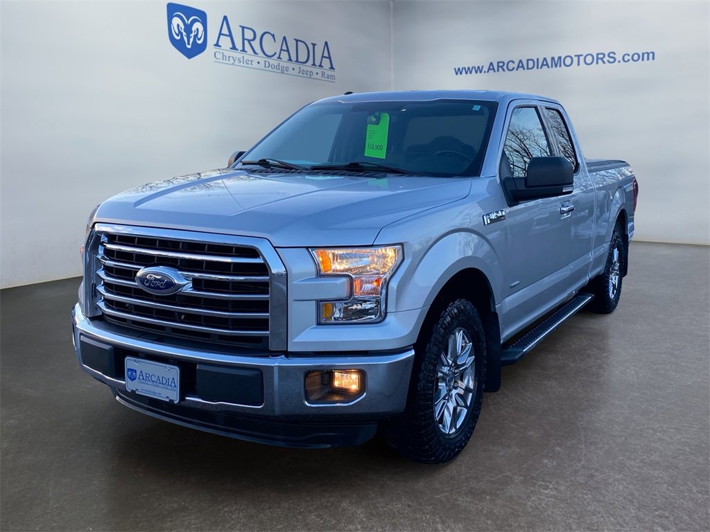 Used 2015 Ford F150 XLT w/ Equipment Group 301A Mid image 1