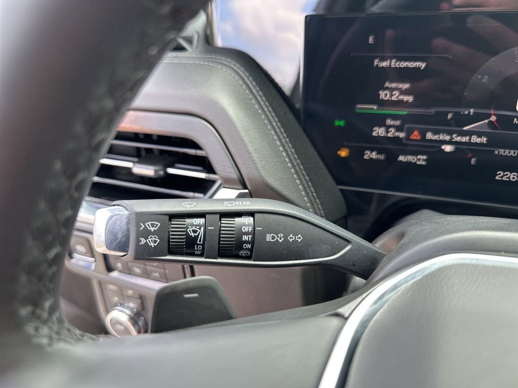 Certified 2025 GMC Yukon Denali AWD/4WD image 33