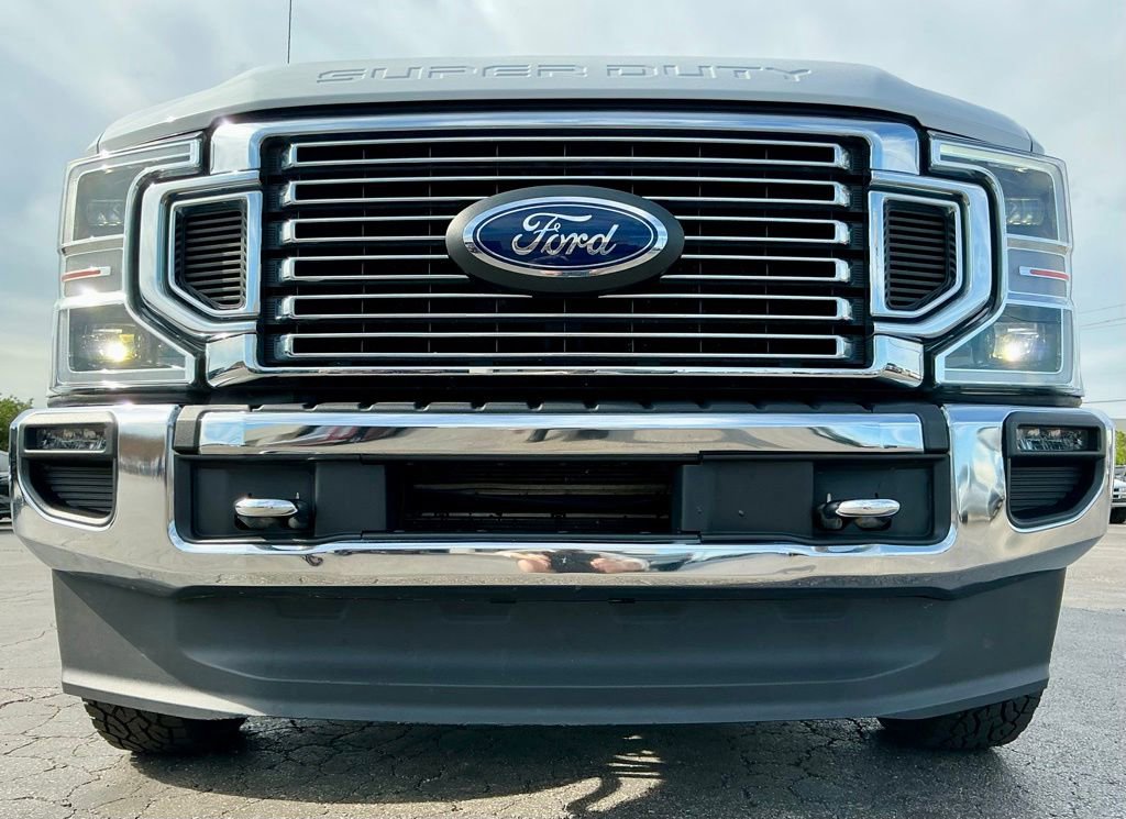 Used 2020 Ford F350 Lariat w/ Lariat Ultimate Package AWD/4WD image 9
