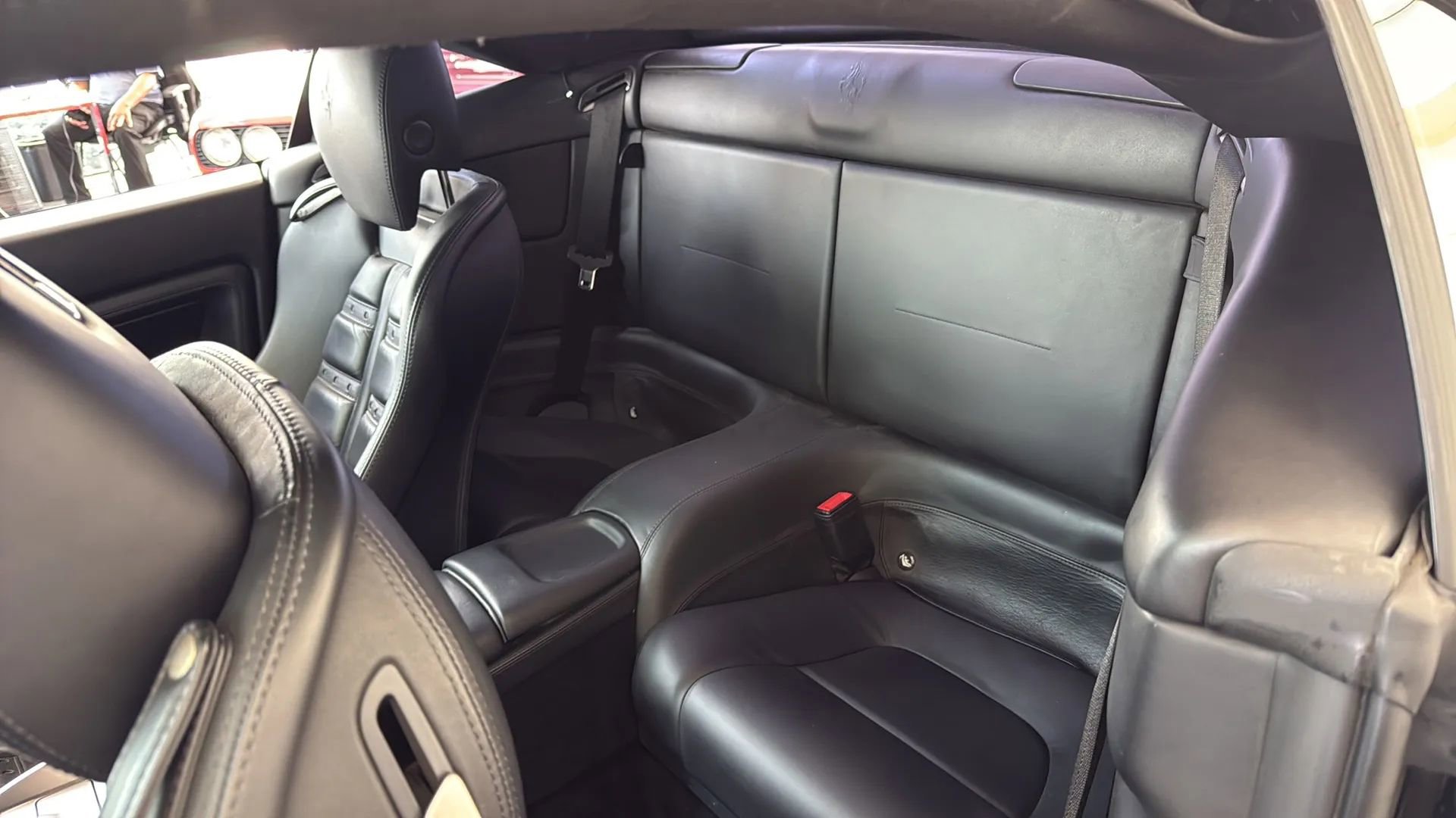 Used 2010 Ferrari California RWD image 14
