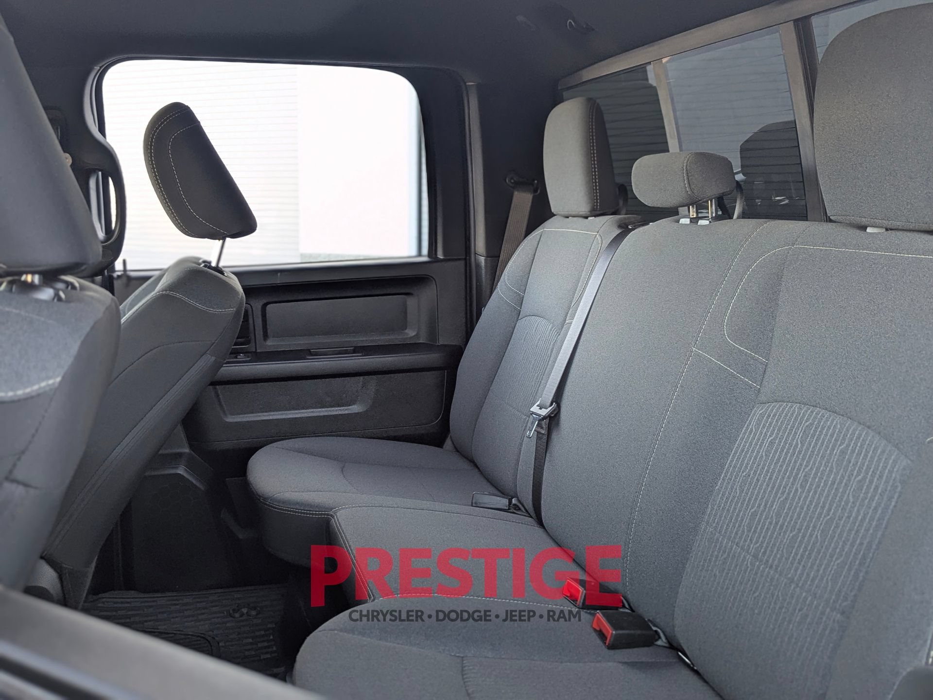 Used 2024 RAM 2500 Tradesman w/ Chrome Appearance Group AWD/4WD image 34