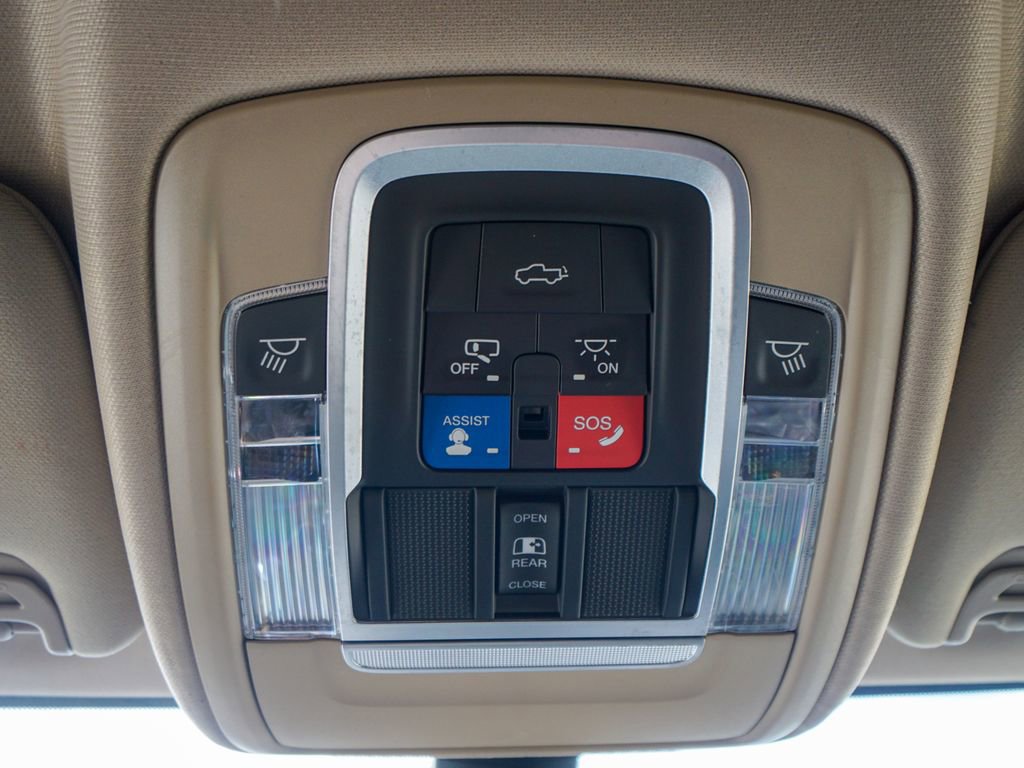 Used 2019 RAM 3500 Laramie image 34