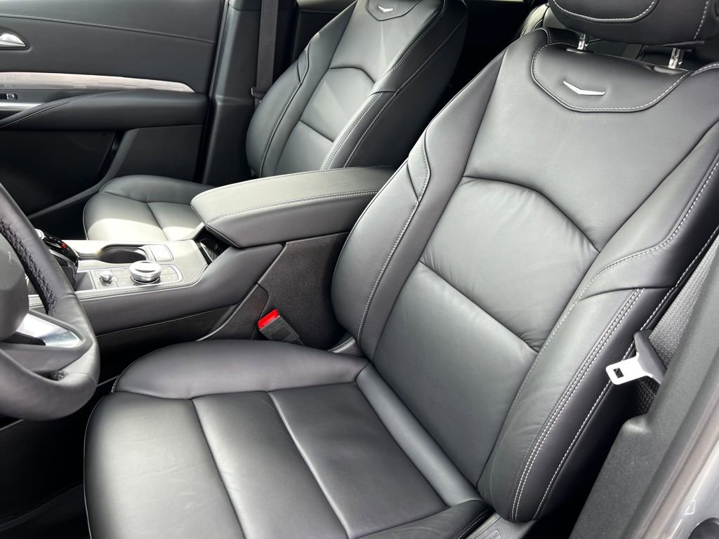 Certified 2024 Cadillac XT4 Premium Luxury w/ Cold Weather Package image 11