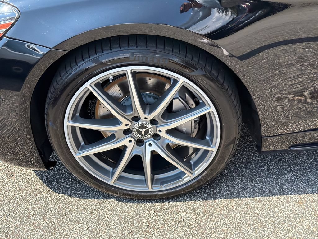 Used 2019 Mercedes-Benz S 560 Sedan image 11