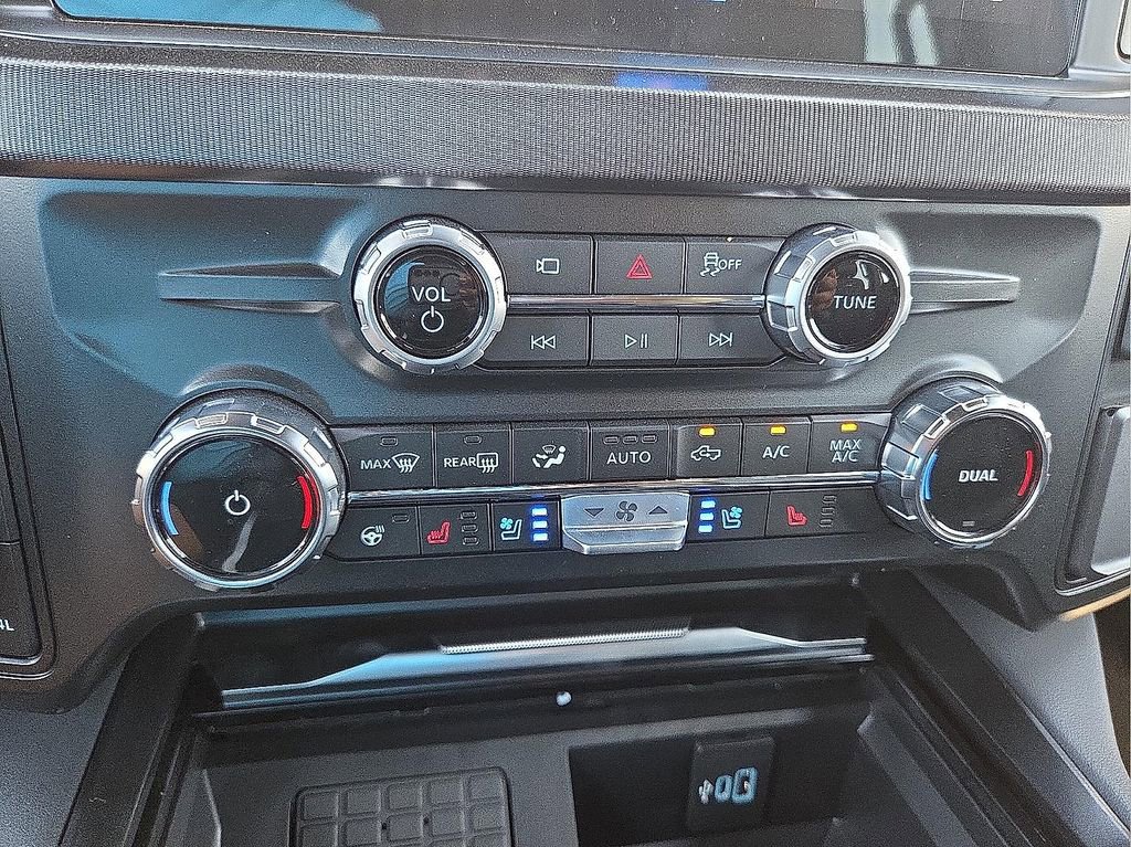 New 2026 Ford F250 Platinum image 15