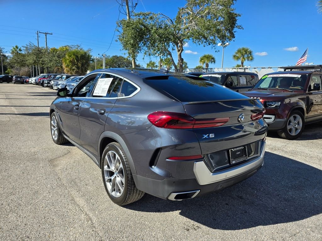 Used 2021 BMW X6 sDrive40i w/ Convenience Package image 4