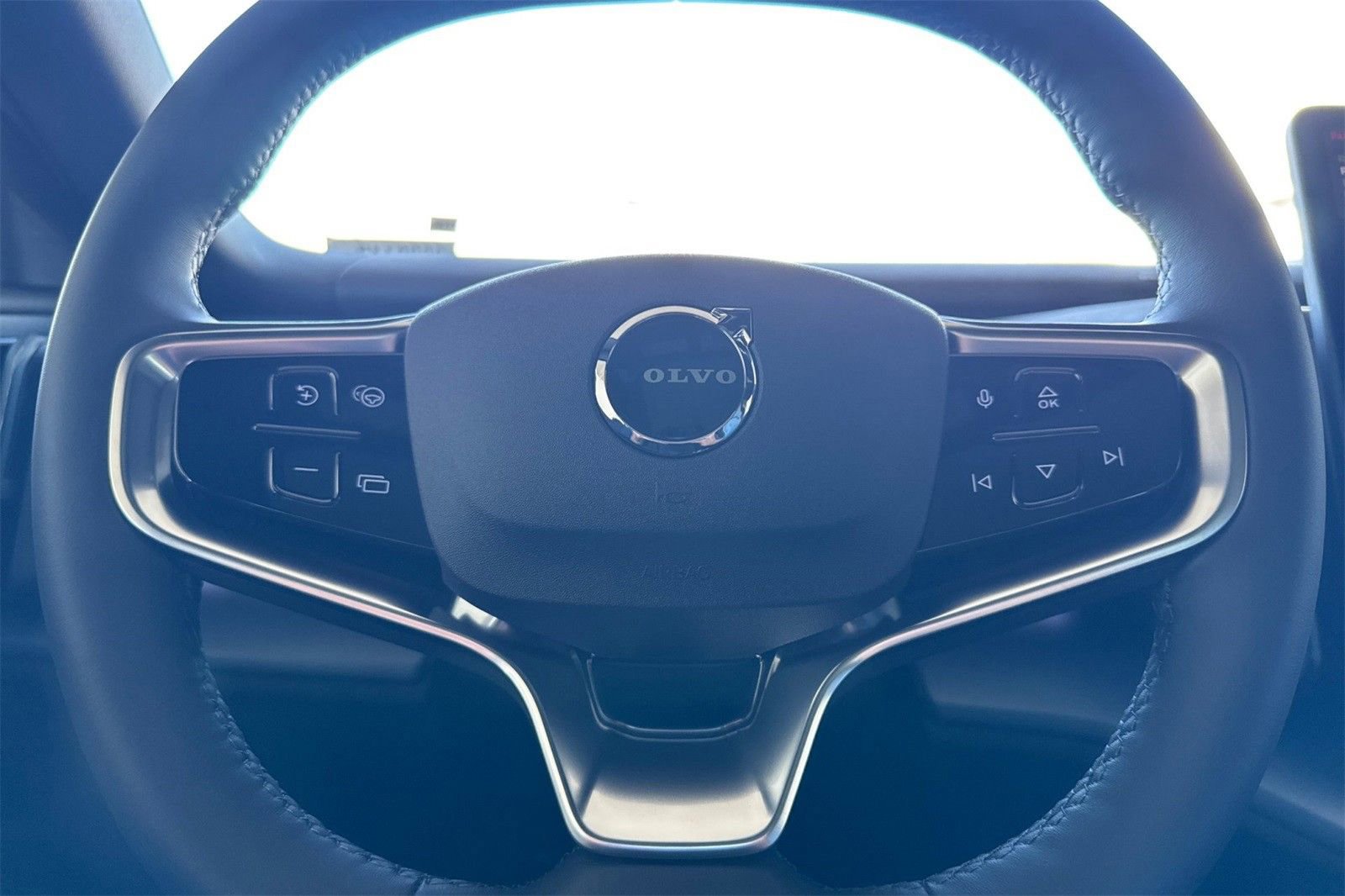 New 2026 Volvo EX30 Plus w/ Protection Package Premier image 22