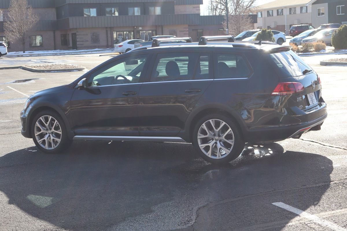 Used 2017 Volkswagen Golf Alltrack SEL image 8