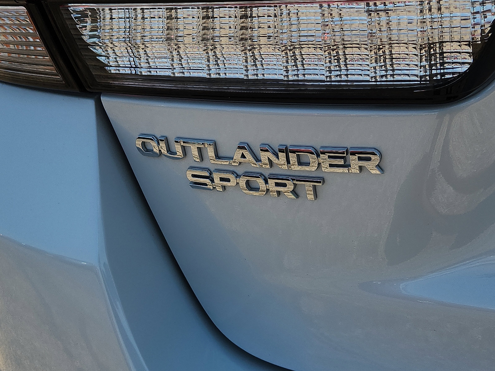 Used 2024 Mitsubishi Outlander Sport SE image 7