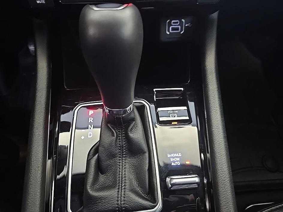 Used 2024 Jeep Compass Limited image 26