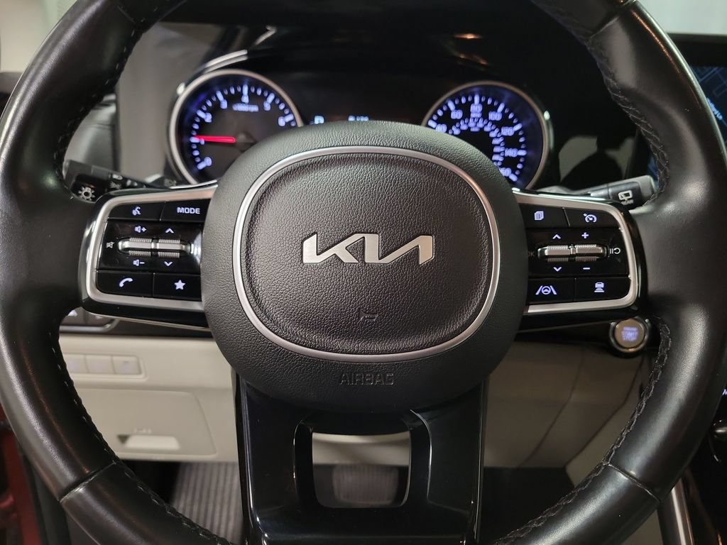 Used 2022 Kia Carnival SX FWD image 19
