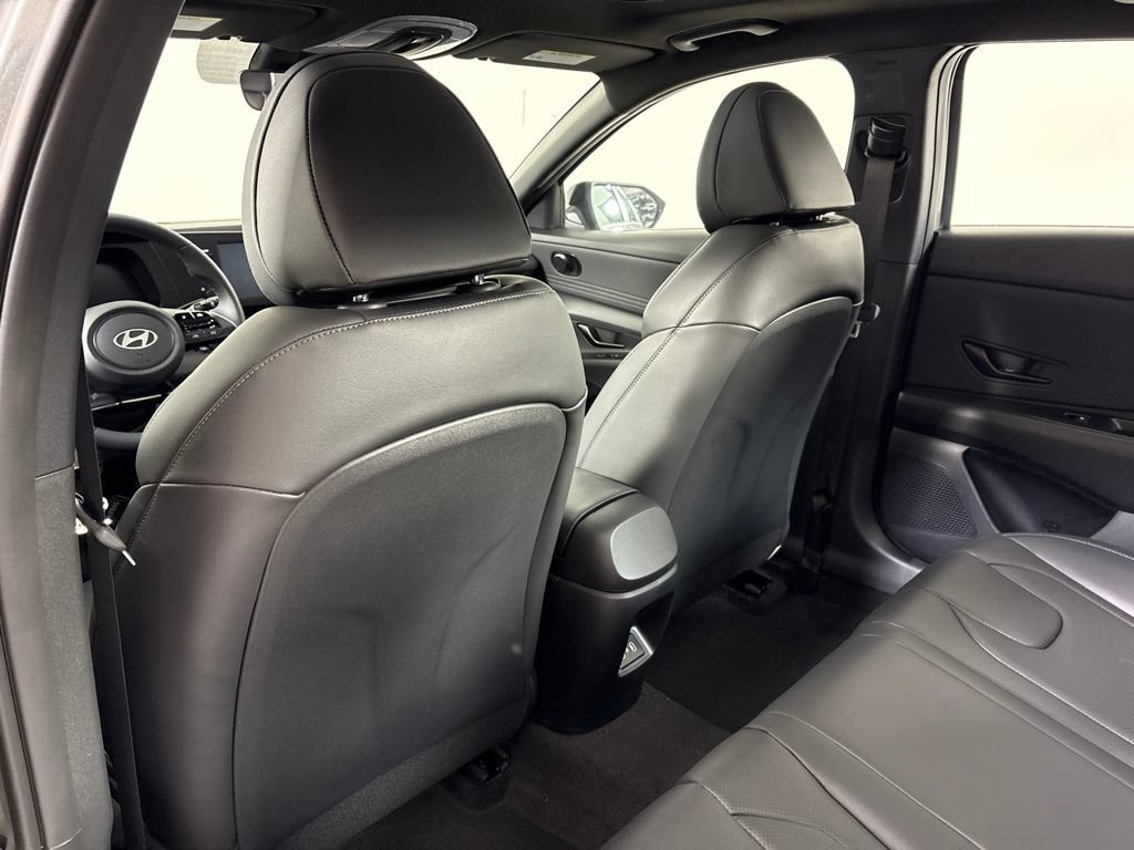 New 2026 Hyundai Elantra SEL Sport FWD image 19