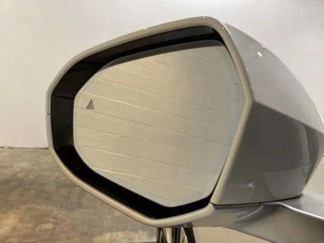 Used 2025 BMW 530i w/ Premium Package RWD image 99
