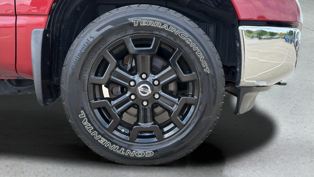 Used 2019 Nissan Titan SV w/ SV Convenience Package AWD/4WD image 12