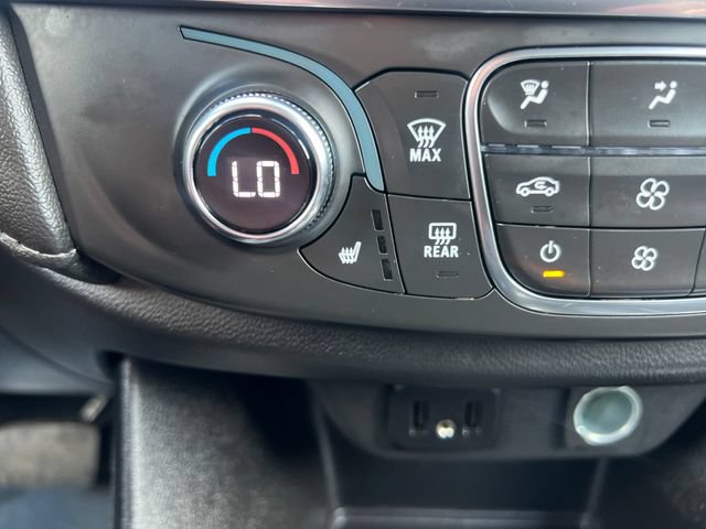 Used 2023 Chevrolet Traverse LT AWD/4WD image 26
