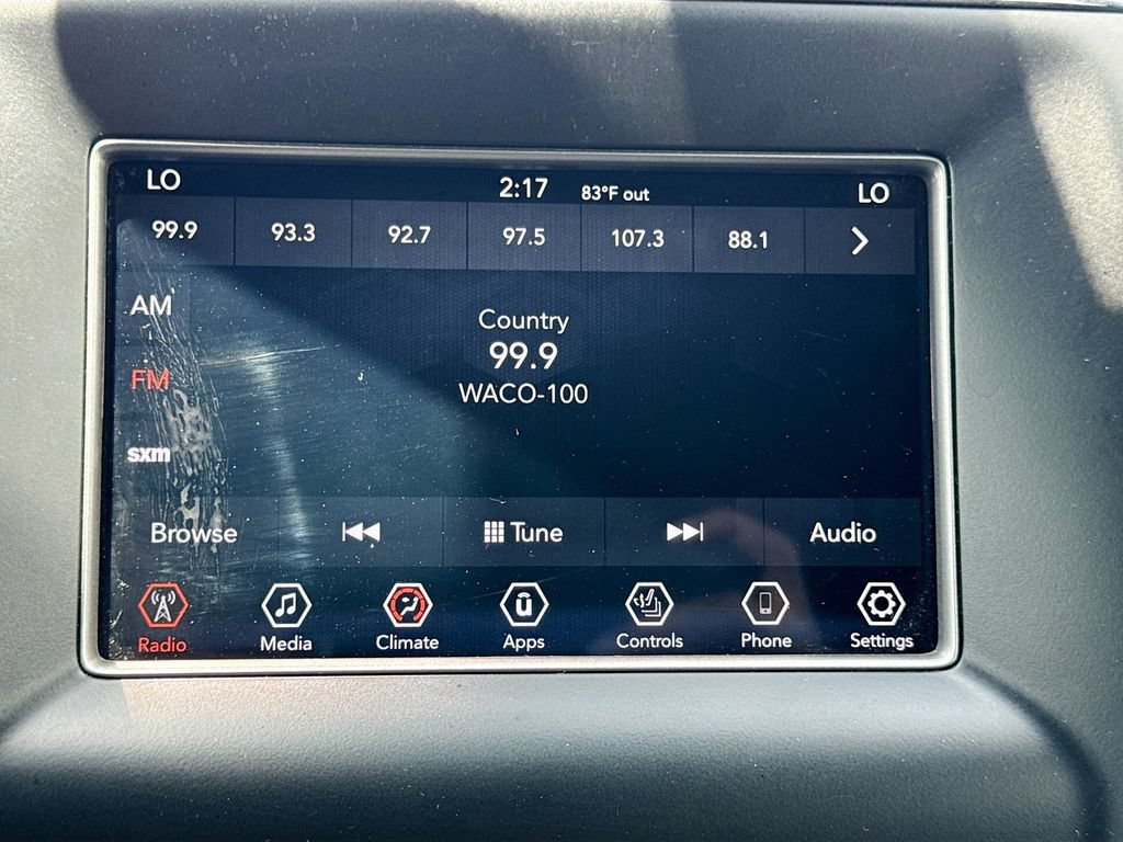 Used 2018 Jeep Grand Cherokee Laredo AWD/4WD image 15
