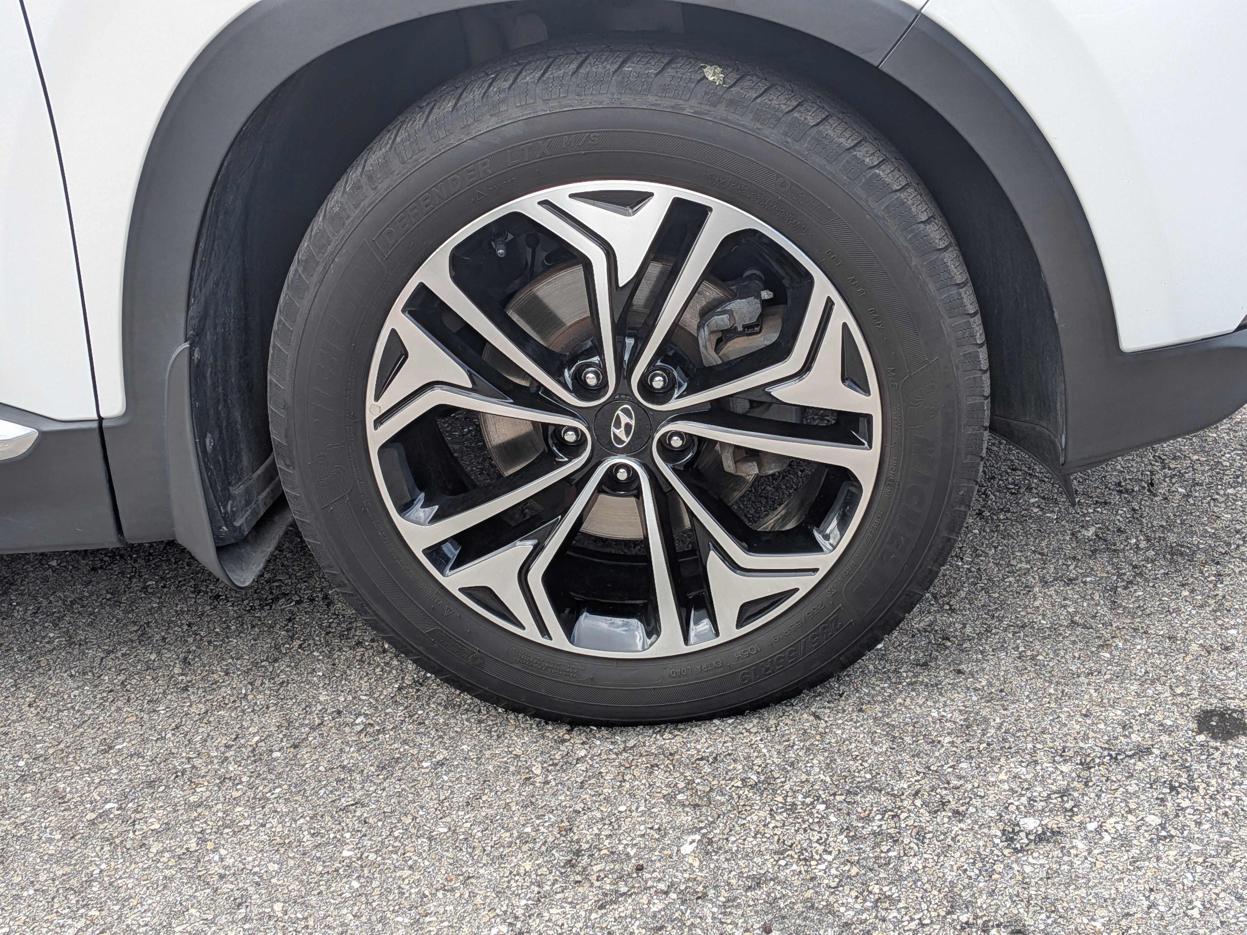 Used 2020 Hyundai Santa Fe SEL image 11