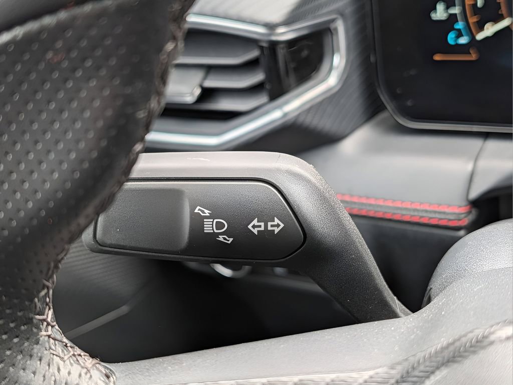 Used 2025 Ford Mustang GT Premium RWD image 23