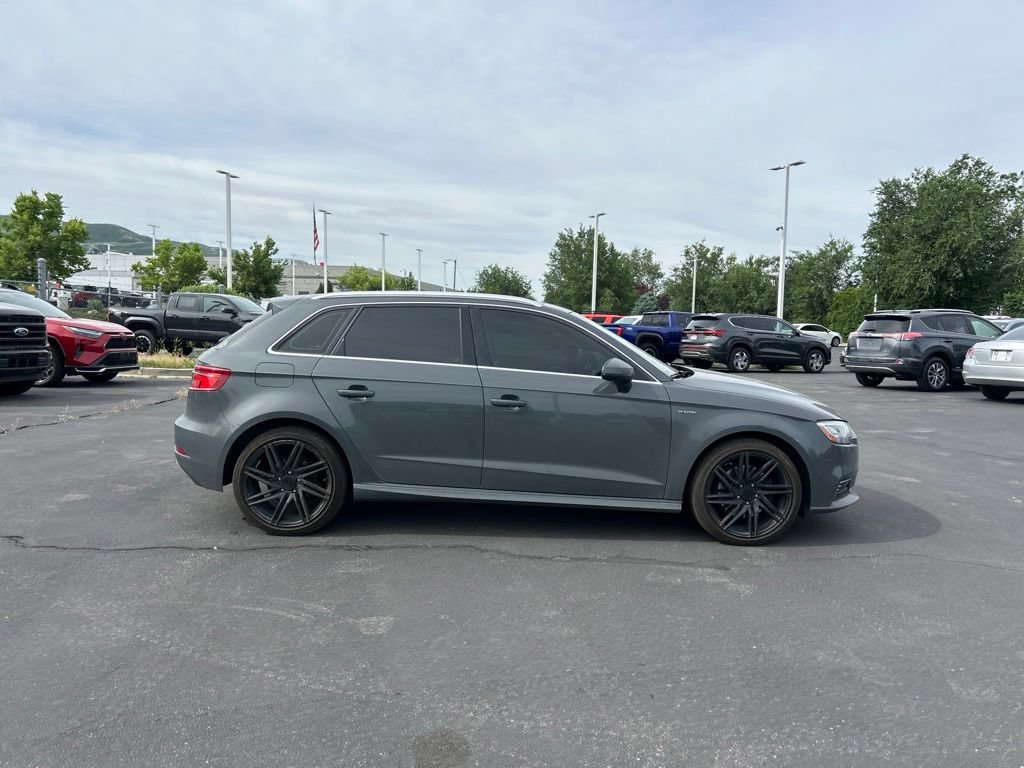 Used 2017 Audi A3 e-tron Premium Plus w/ Technology Package FWD image 3