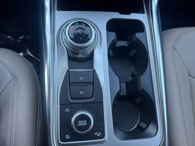 Used 2020 Ford Explorer Limited image 12