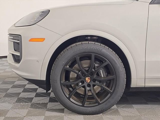 New 2026 Porsche Cayenne image 11