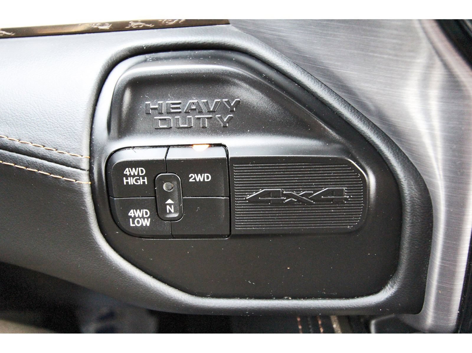 Used 2024 RAM 3500 Limited w/ Towing Technology Group AWD/4WD image 30