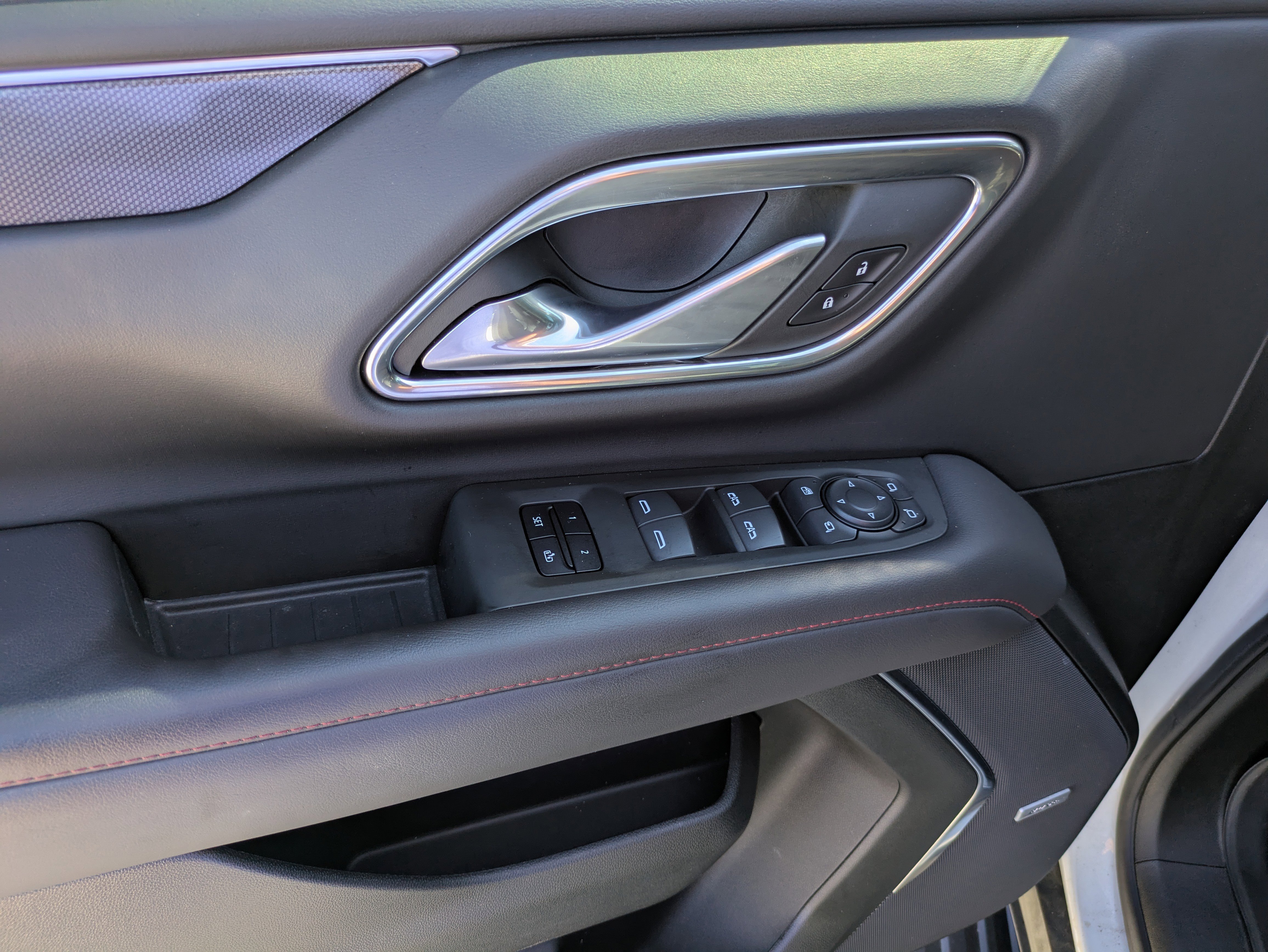 Used 2022 Chevrolet Tahoe RST w/ Luxury Package image 13