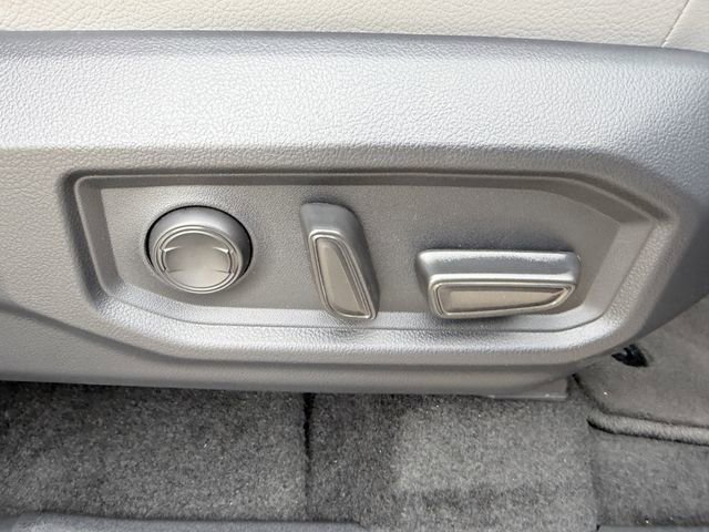 Used 2026 Toyota Tundra Limited image 32