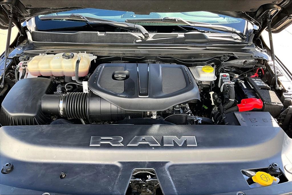 Used 2025 RAM 1500 Laramie w/ Laramie Southwest Edition AWD/4WD image 12