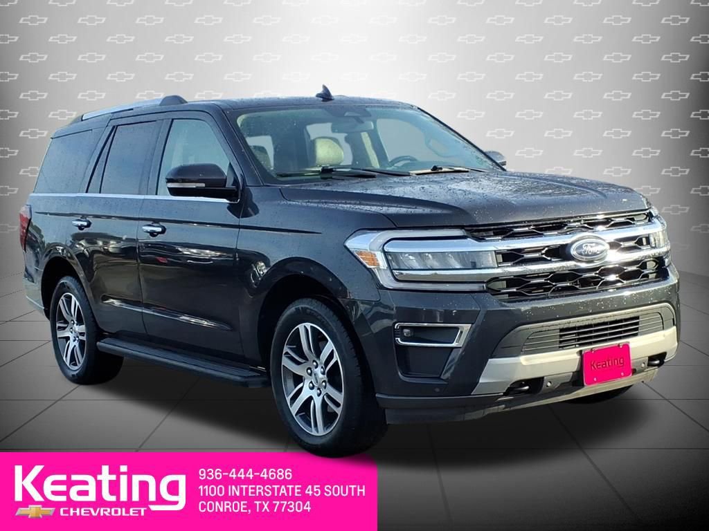 Used 2023 Ford Expedition Limited image 3