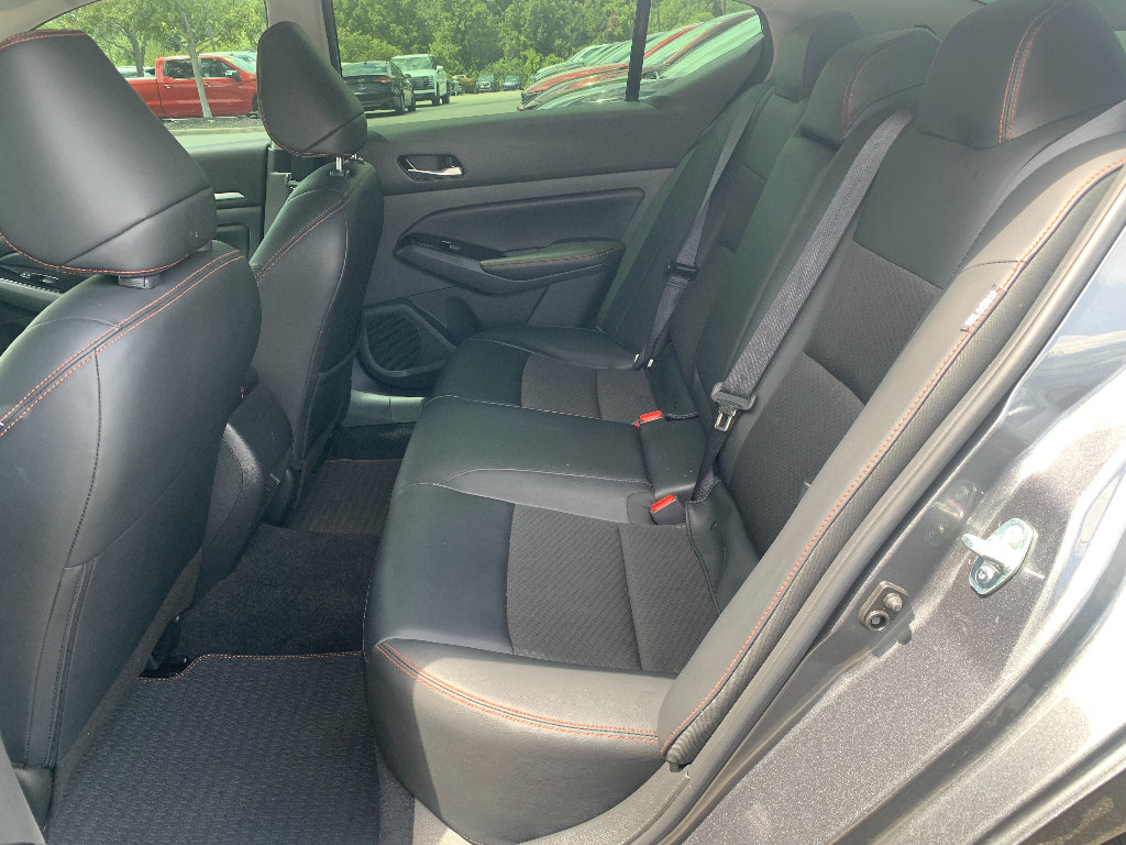 Used 2025 Nissan Altima 2.5 SR AWD/4WD image 21