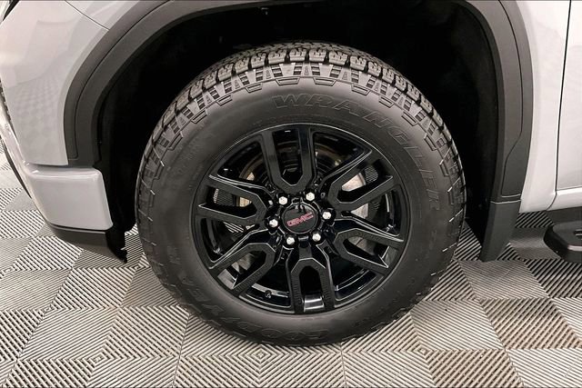 Used 2024 GMC Sierra 1500 Elevation w/ Elevation Premium Package AWD/4WD image 10