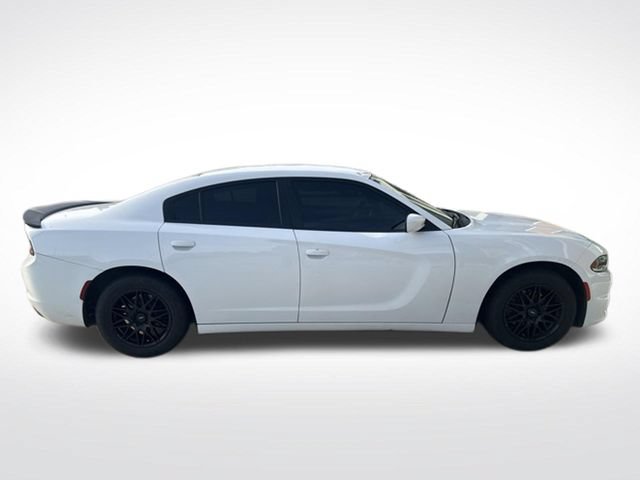Used 2019 Dodge Charger SXT RWD image 6