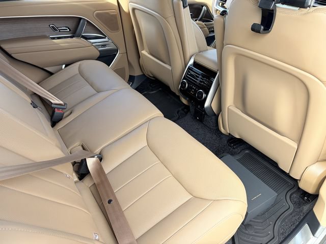 New 2026 Land Rover Range Rover SE AWD/4WD image 13