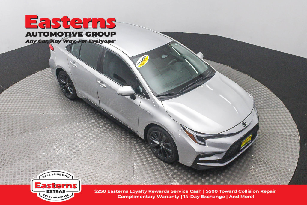 Used 2024 Toyota Corolla SE FWD image 4